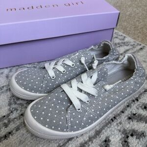 Madden Girl Baailey Gray Polka Dot Sneaker